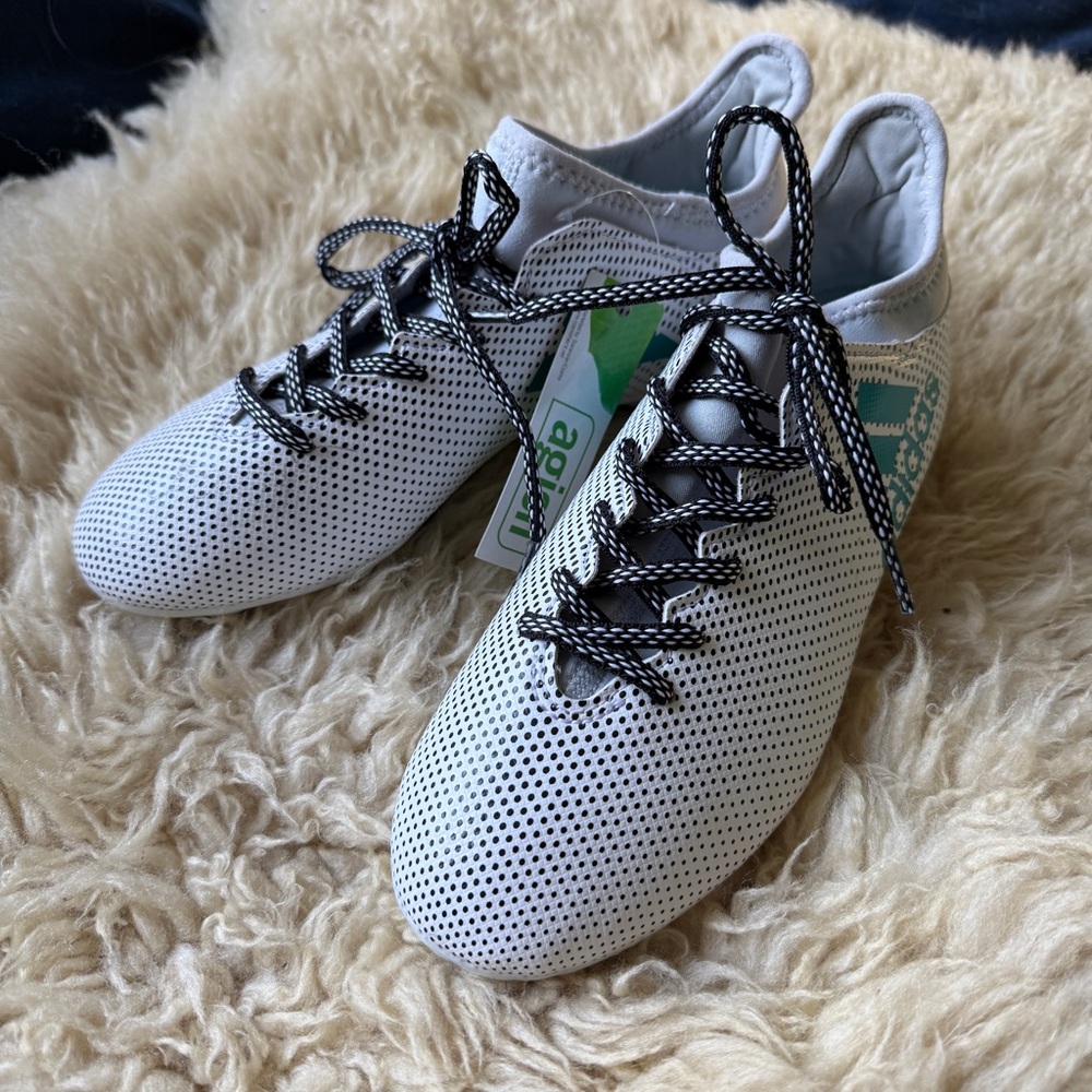 NWT Adidas Youth X 17.3 FG Soccer Cleat - White/EnergyBlue/Black 4.5Y - Picture 2 of 7